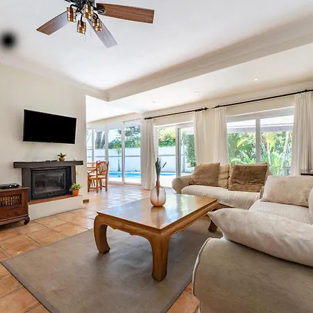 Casa Adelina En 马尔韦利亚