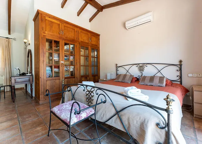 Casa Adelina En 马尔韦利亚