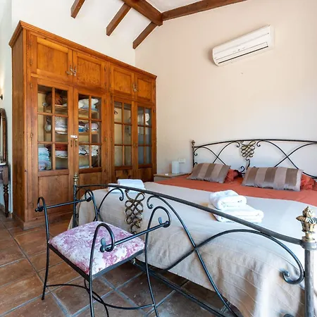 Casa Adelina En Μαρμπέλλα