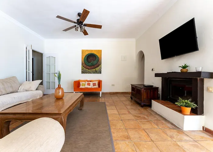 וילה Casa Adelina En